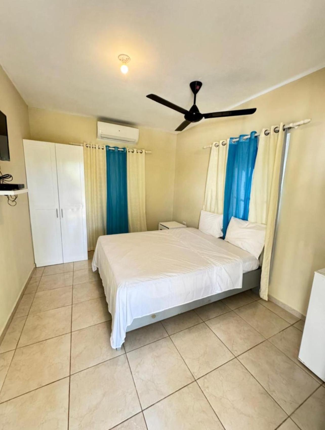 לאס טרנאס Hotel Casa Pierretta מראה חיצוני תמונה